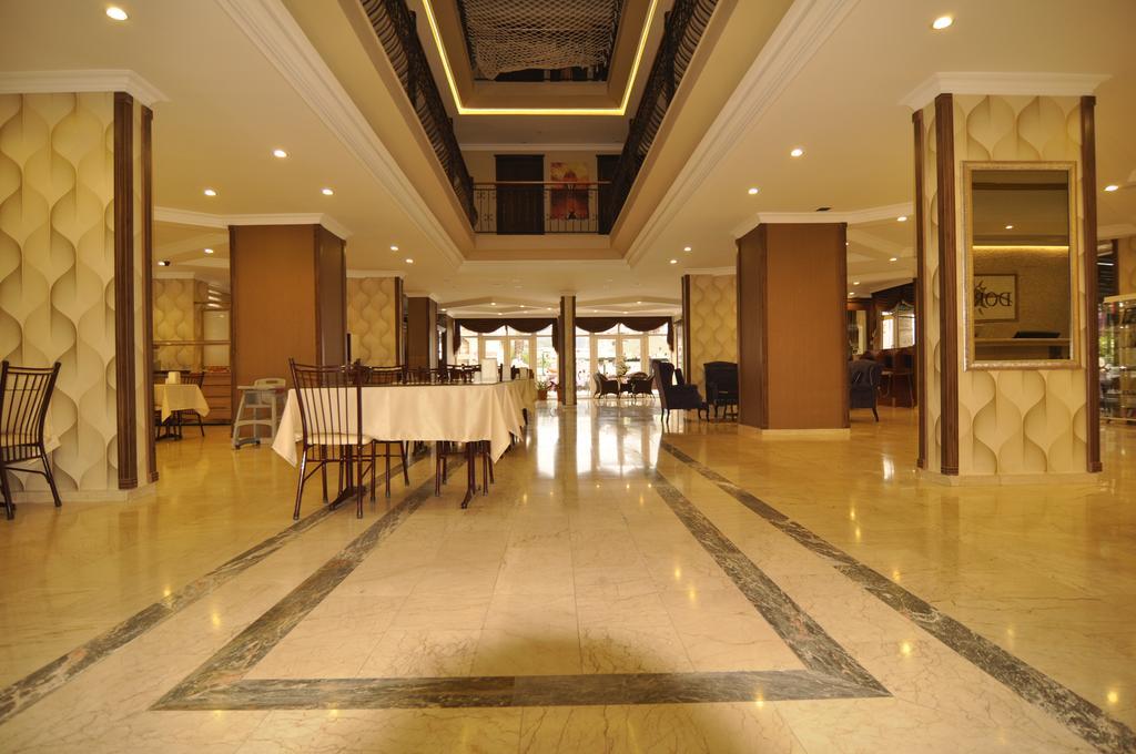 Club Dorado Ξενοδοχείο Μαρμαρίς Εξωτερικό φωτογραφία