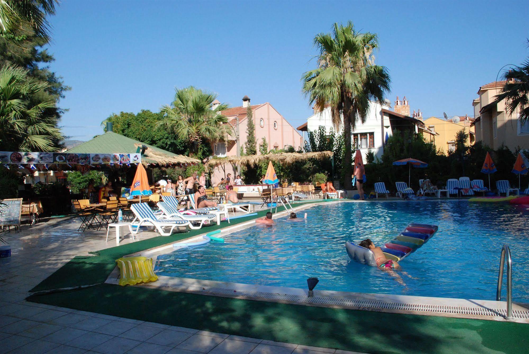 Club Dorado Ξενοδοχείο Μαρμαρίς Εξωτερικό φωτογραφία