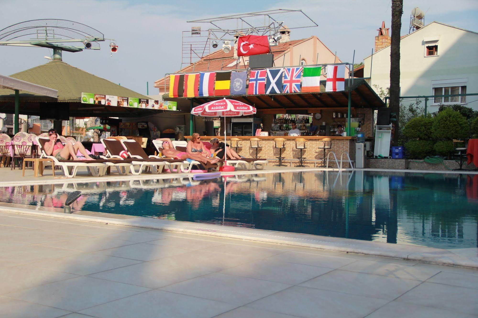 Club Dorado Ξενοδοχείο Μαρμαρίς Εξωτερικό φωτογραφία