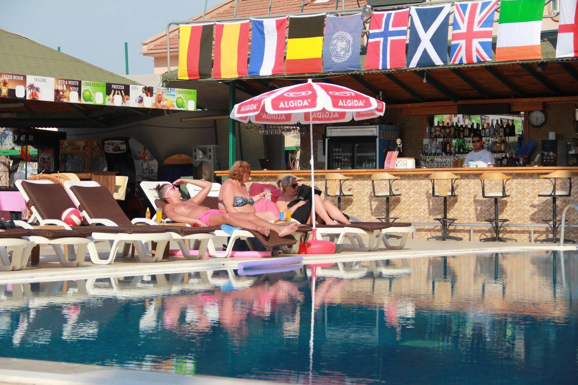 Club Dorado Ξενοδοχείο Μαρμαρίς Εξωτερικό φωτογραφία